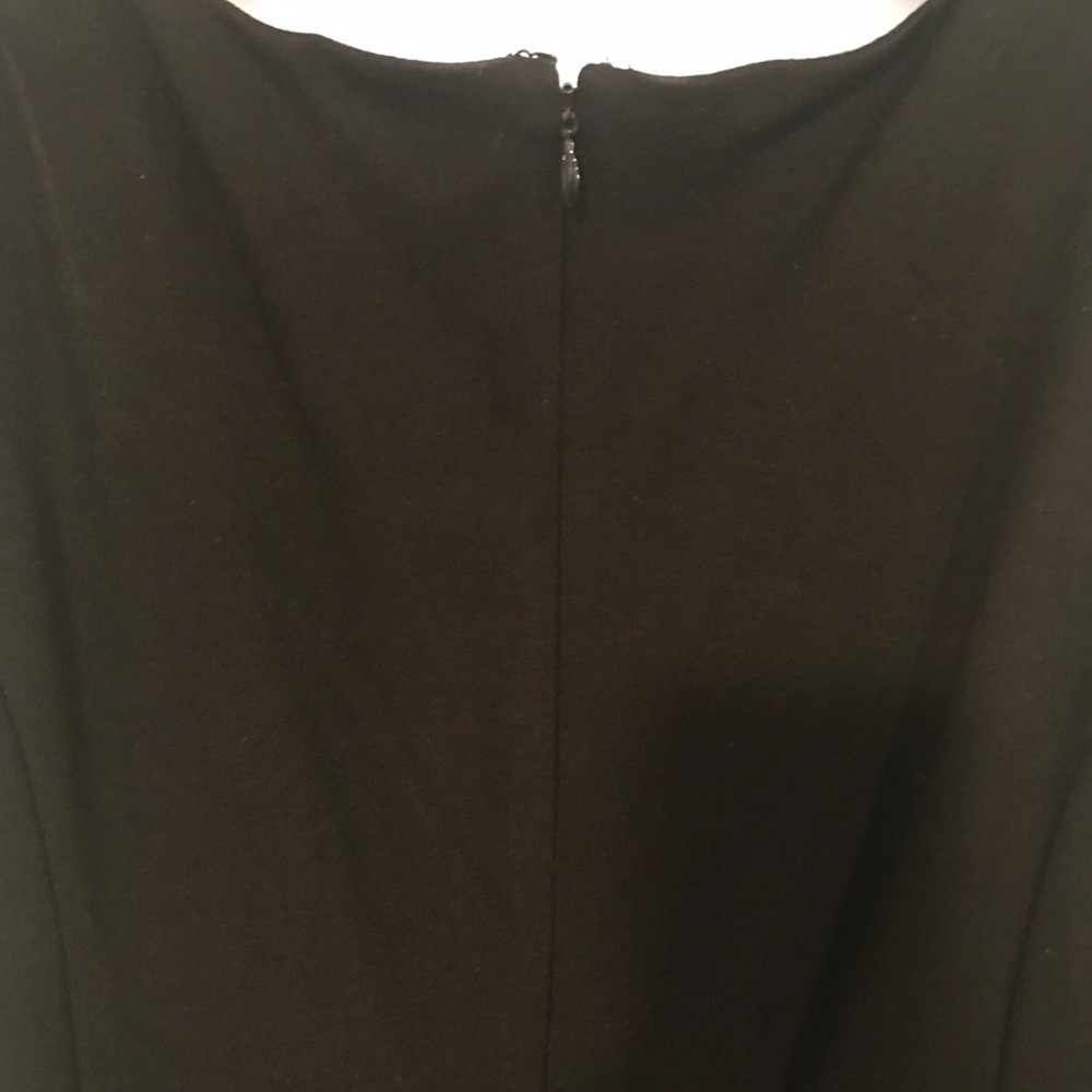 Dress - Picture 7 of 7